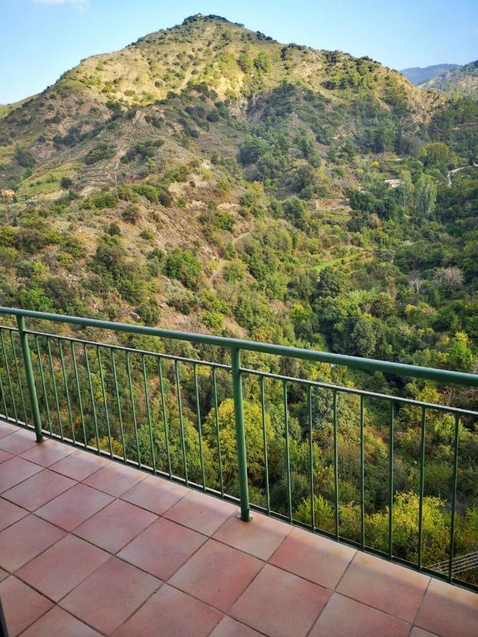 Moutoullas Mountain Views ภายนอก รูปภาพ